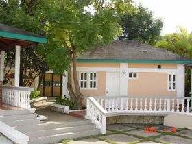 Hotel Mi Cabana Resort 2